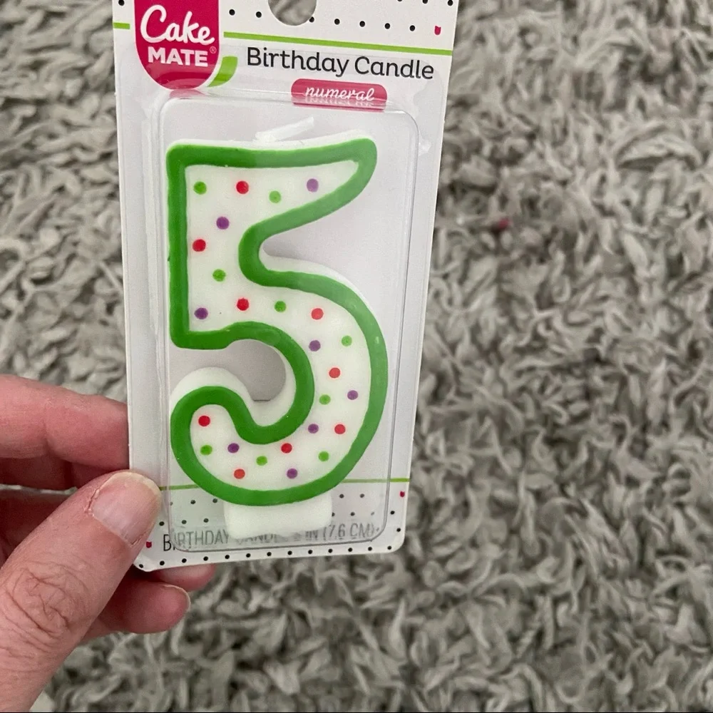 NWT Cake Mate 5 year old birthday candle